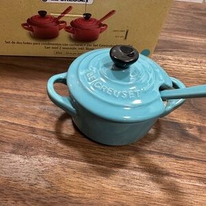 Le Creuset mini Condiment Cocettes in turquoise